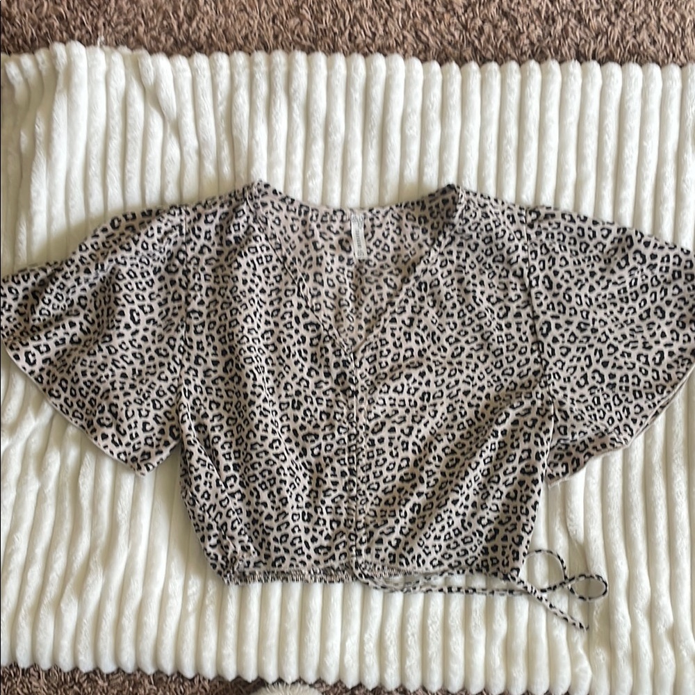 Black and White Crop Blouse with Dolman Cap Sleeves